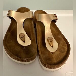 Rose gold Birkenstock Gizeh - size 36